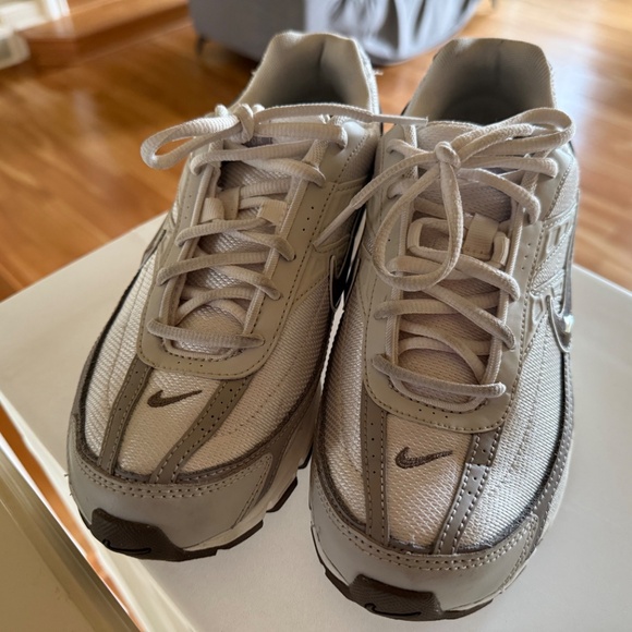 Nike Initiator Running Shoe - Picture 2 of 5